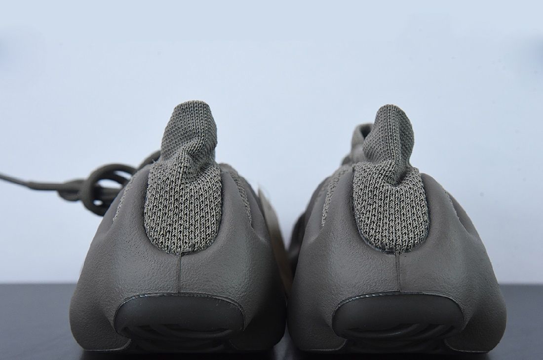 Popular Fake Yeezy 450 Cinder Volcano Sneakers (4)